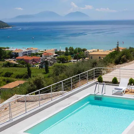 Omicron & White Villa Vasiliki (Lefkada)