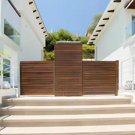 Vila Omicron & White - Offwhite Vasiliki